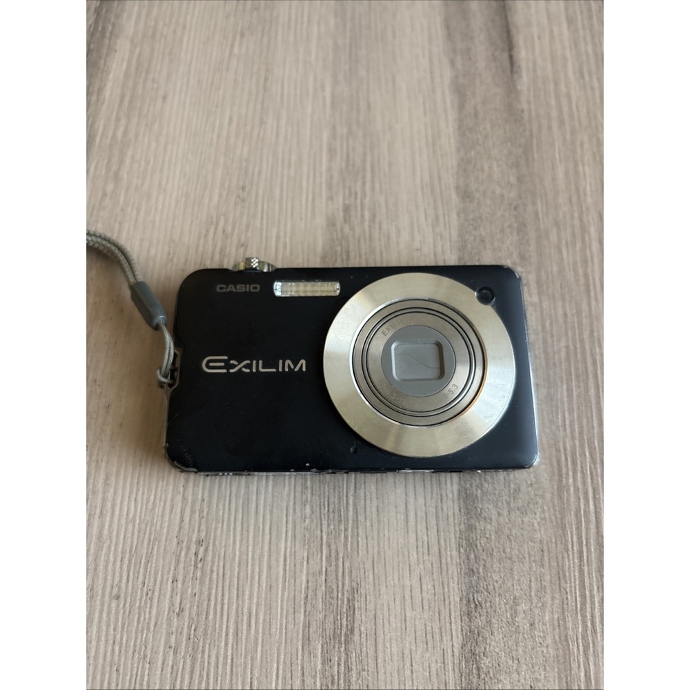 Casio Exilim EX-S10A 10.1MP Digital Camera w/ Battery Black - Tested/Works